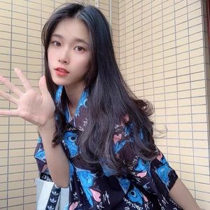 FREE 🖤💙 stitch shirt